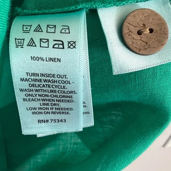 C&C California Linen Blouse - Picture 4 of 6